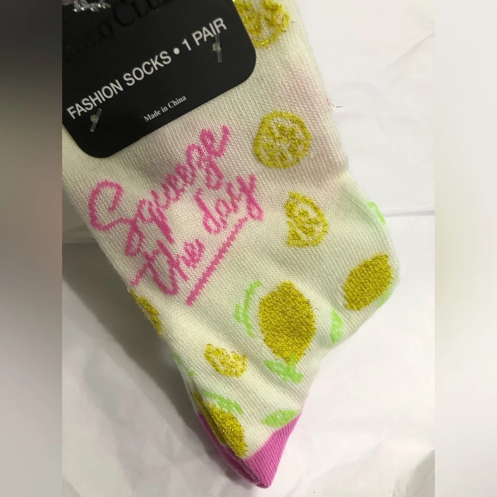 2pairs lemon print squeeze the day‎ cream & pink printed socks